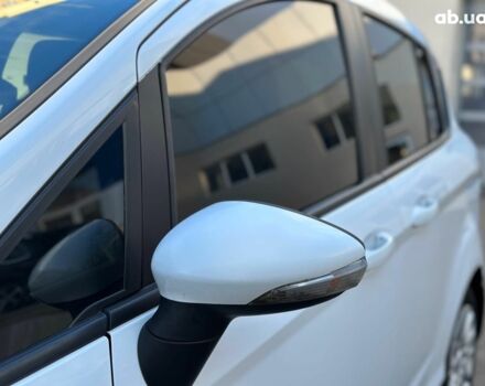 Белый Форд Б-Макс, объемом двигателя 15 л и пробегом 257 тыс. км за 9290 $, фото 10 на Automoto.ua