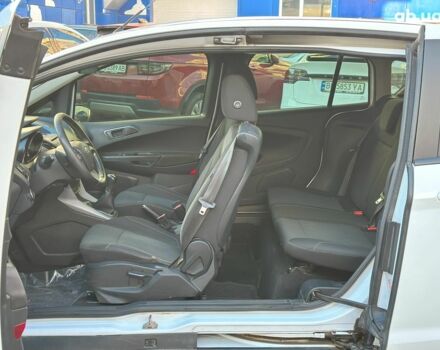 Белый Форд Б-Макс, объемом двигателя 15 л и пробегом 257 тыс. км за 9290 $, фото 13 на Automoto.ua