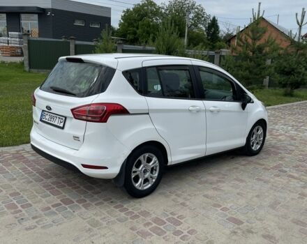 Белый Форд Б-Макс, объемом двигателя 1 л и пробегом 144 тыс. км за 6100 $, фото 3 на Automoto.ua