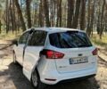 Білий Форд Б-Макс, об'ємом двигуна 1.6 л та пробігом 102 тис. км за 8900 $, фото 13 на Automoto.ua