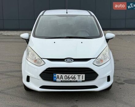 Белый Форд Б-Макс, объемом двигателя 1 л и пробегом 194 тыс. км за 5900 $, фото 5 на Automoto.ua