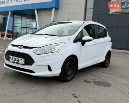 Белый Форд Б-Макс, объемом двигателя 1 л и пробегом 194 тыс. км за 5900 $, фото 4 на Automoto.ua