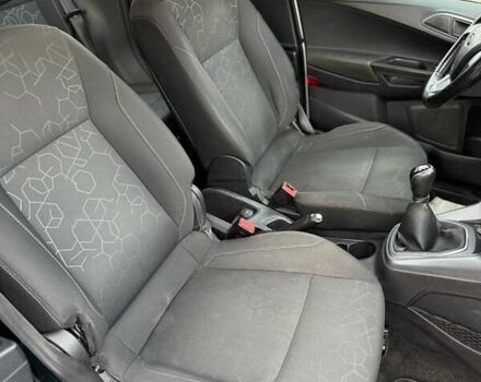 Белый Форд Б-Макс, объемом двигателя 1 л и пробегом 194 тыс. км за 5900 $, фото 14 на Automoto.ua