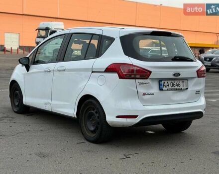 Белый Форд Б-Макс, объемом двигателя 1 л и пробегом 194 тыс. км за 5900 $, фото 3 на Automoto.ua