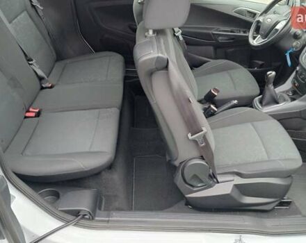 Білий Форд Б-Макс, об'ємом двигуна 1.5 л та пробігом 234 тис. км за 7700 $, фото 11 на Automoto.ua