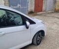 Білий Форд Б-Макс, об'ємом двигуна 1.5 л та пробігом 131 тис. км за 8000 $, фото 3 на Automoto.ua
