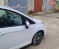 Белый Форд Б-Макс, объемом двигателя 1.5 л и пробегом 131 тыс. км за 8300 $, фото 3 на Automoto.ua