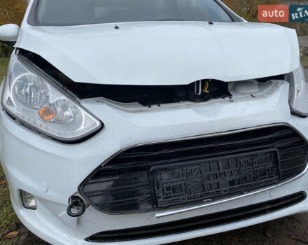 Белый Форд Б-Макс, объемом двигателя 1 л и пробегом 152 тыс. км за 4500 $, фото 5 на Automoto.ua