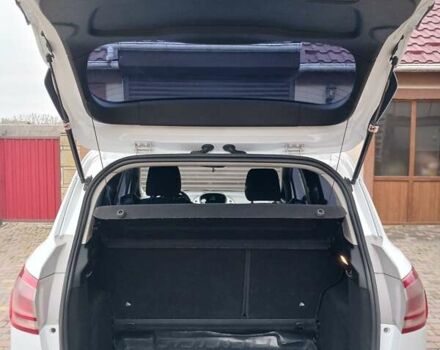 Белый Форд Б-Макс, объемом двигателя 1.5 л и пробегом 140 тыс. км за 8200 $, фото 6 на Automoto.ua