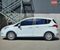 Білий Форд Б-Макс, об'ємом двигуна 1.5 л та пробігом 143 тис. км за 7000 $, фото 1 на Automoto.ua