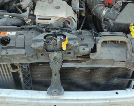 Белый Форд Б-Макс, объемом двигателя 1 л и пробегом 152 тыс. км за 4500 $, фото 1 на Automoto.ua