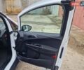 Белый Форд Б-Макс, объемом двигателя 1.5 л и пробегом 131 тыс. км за 8300 $, фото 26 на Automoto.ua