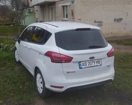 Белый Форд Б-Макс, объемом двигателя 1 л и пробегом 176 тыс. км за 6000 $, фото 3 на Automoto.ua