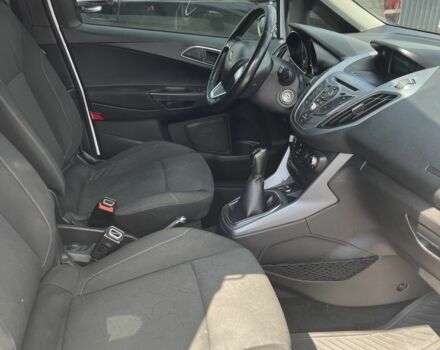 Белый Форд Б-Макс, объемом двигателя 1 л и пробегом 170 тыс. км за 6200 $, фото 8 на Automoto.ua