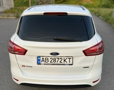 Белый Форд Б-Макс, объемом двигателя 1 л и пробегом 170 тыс. км за 6200 $, фото 4 на Automoto.ua