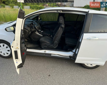 Білий Форд Б-Макс, об'ємом двигуна 1 л та пробігом 175 тис. км за 5700 $, фото 6 на Automoto.ua