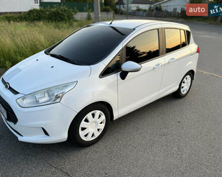Білий Форд Б-Макс, об'ємом двигуна 1 л та пробігом 175 тис. км за 5700 $, фото 4 на Automoto.ua