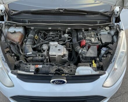 Белый Форд Б-Макс, объемом двигателя 1 л и пробегом 170 тыс. км за 6200 $, фото 9 на Automoto.ua