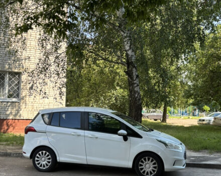 Белый Форд Б-Макс, объемом двигателя 1.5 л и пробегом 240 тыс. км за 6400 $, фото 1 на Automoto.ua