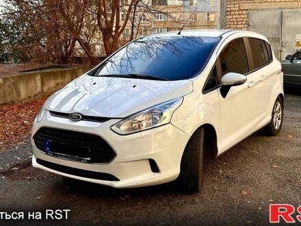 Форд Б-Макс 2015 в Харькове на Automoto.ua Белый Форд Б-Макс, объемом двигателя 10 л и пробегом 123 тыс. км за 8200 $, фото 1 на Automoto.ua
