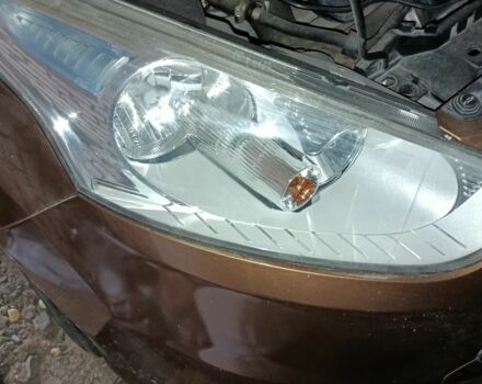 Коричневий Форд Б-Макс, об'ємом двигуна 1 л та пробігом 126 тис. км за 1700 $, фото 6 на Automoto.ua