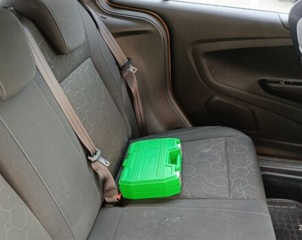 Коричневий Форд Б-Макс, об'ємом двигуна 1 л та пробігом 179 тис. км за 5206 $, фото 11 на Automoto.ua