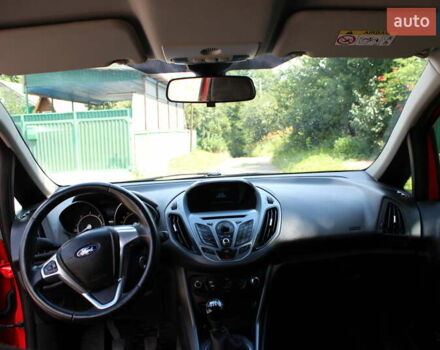 Червоний Форд Б-Макс, об'ємом двигуна 1.6 л та пробігом 251 тис. км за 6800 $, фото 12 на Automoto.ua