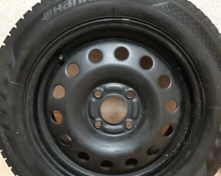 Серый Форд Б-Макс, объемом двигателя 1 л и пробегом 206 тыс. км за 6300 $, фото 8 на Automoto.ua