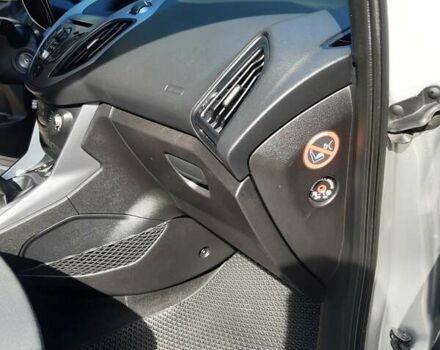 Серый Форд Б-Макс, объемом двигателя 1 л и пробегом 206 тыс. км за 6300 $, фото 25 на Automoto.ua