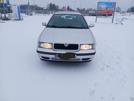 Сірий Форд Б-Макс, об'ємом двигуна 0 л та пробігом 360 тис. км за 1850 $, фото 1 на Automoto.ua