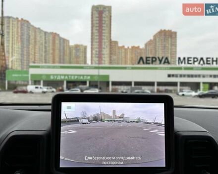 Черный Форд Бронко, объемом двигателя 2 л и пробегом 62 тыс. км за 26990 $, фото 20 на Automoto.ua