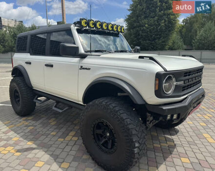 Черный Форд Бронко, объемом двигателя 2.69 л и пробегом 24 тыс. км за 49999 $, фото 4 на Automoto.ua