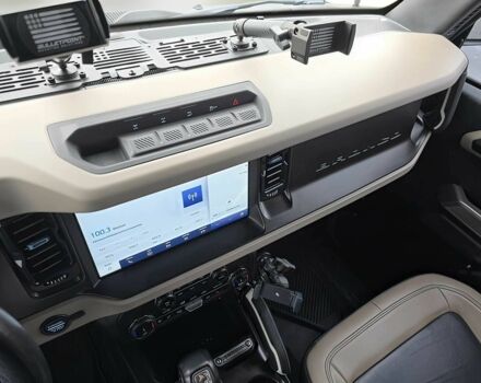 Черный Форд Бронко, объемом двигателя 2.7 л и пробегом 16 тыс. км за 10900 $, фото 10 на Automoto.ua