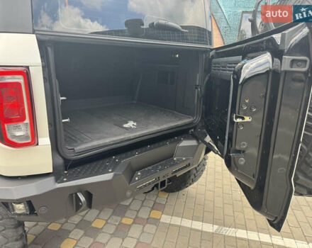 Черный Форд Бронко, объемом двигателя 2.69 л и пробегом 24 тыс. км за 49999 $, фото 8 на Automoto.ua