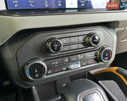 Серый Форд Бронко, объемом двигателя 2.69 л и пробегом 25 тыс. км за 67900 $, фото 37 на Automoto.ua