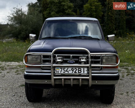 Синій Форд Бронко, об'ємом двигуна 2.9 л та пробігом 150 тис. км за 6400 $, фото 1 на Automoto.ua