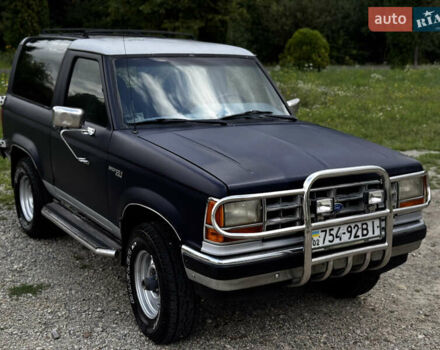 Синій Форд Бронко, об'ємом двигуна 2.9 л та пробігом 150 тис. км за 6400 $, фото 3 на Automoto.ua