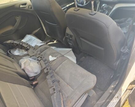 Белый Форд Си-Макс, объемом двигателя 2 л и пробегом 150 тыс. км за 4400 $, фото 2 на Automoto.ua