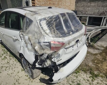 Белый Форд Си-Макс, объемом двигателя 2 л и пробегом 150 тыс. км за 4400 $, фото 4 на Automoto.ua