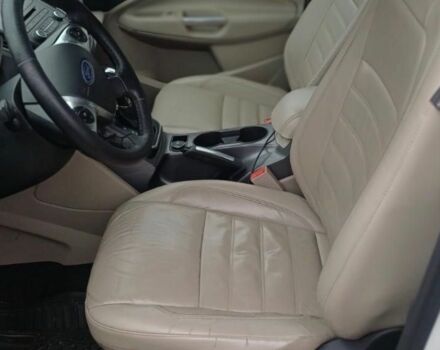 Білий Форд Сі-Макс, об'ємом двигуна 2 л та пробігом 120 тис. км за 14400 $, фото 4 на Automoto.ua