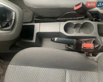 Белый Форд Си-Макс, объемом двигателя 1.6 л и пробегом 333 тыс. км за 3300 $, фото 8 на Automoto.ua