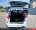 Белый Форд Си-Макс, объемом двигателя 1.8 л и пробегом 250 тыс. км за 5200 $, фото 9 на Automoto.ua