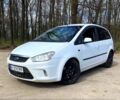 Белый Форд Си-Макс, объемом двигателя 1.8 л и пробегом 300 тыс. км за 4000 $, фото 1 на Automoto.ua