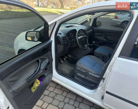 Білий Форд Сі-Макс, об'ємом двигуна 1.56 л та пробігом 271 тис. км за 5300 $, фото 16 на Automoto.ua