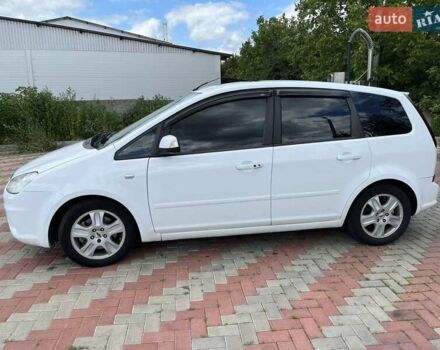 Белый Форд Си-Макс, объемом двигателя 2 л и пробегом 240 тыс. км за 7200 $, фото 3 на Automoto.ua