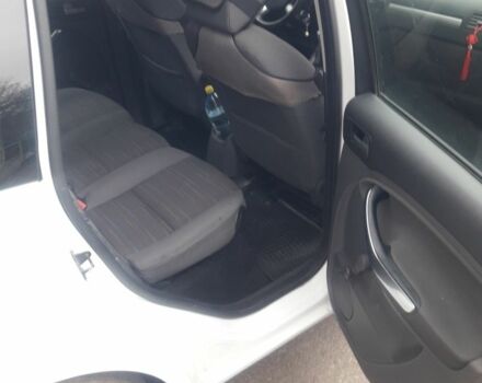 Білий Форд Сі-Макс, об'ємом двигуна 0 л та пробігом 206 тис. км за 6500 $, фото 5 на Automoto.ua