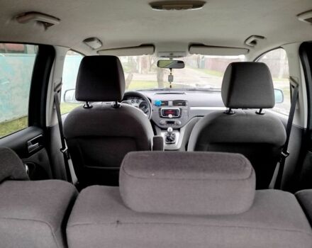 Белый Форд Си-Макс, объемом двигателя 1.6 л и пробегом 271 тыс. км за 6237 $, фото 14 на Automoto.ua