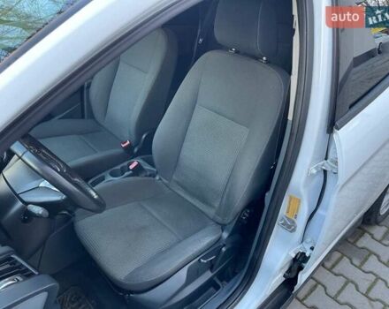 Белый Форд Си-Макс, объемом двигателя 1.6 л и пробегом 250 тыс. км за 6450 $, фото 11 на Automoto.ua