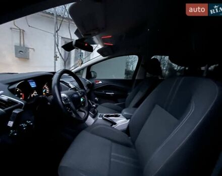 Белый Форд Си-Макс, объемом двигателя 1.6 л и пробегом 250 тыс. км за 8750 $, фото 3 на Automoto.ua