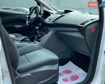 Білий Форд Сі-Макс, об'ємом двигуна 1.6 л та пробігом 227 тис. км за 7700 $, фото 14 на Automoto.ua